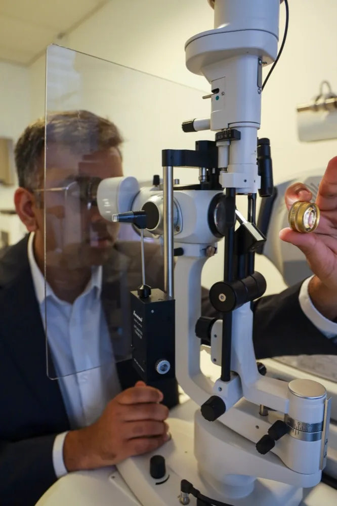 OCT scan of the macula performed in an ophthalmology practice