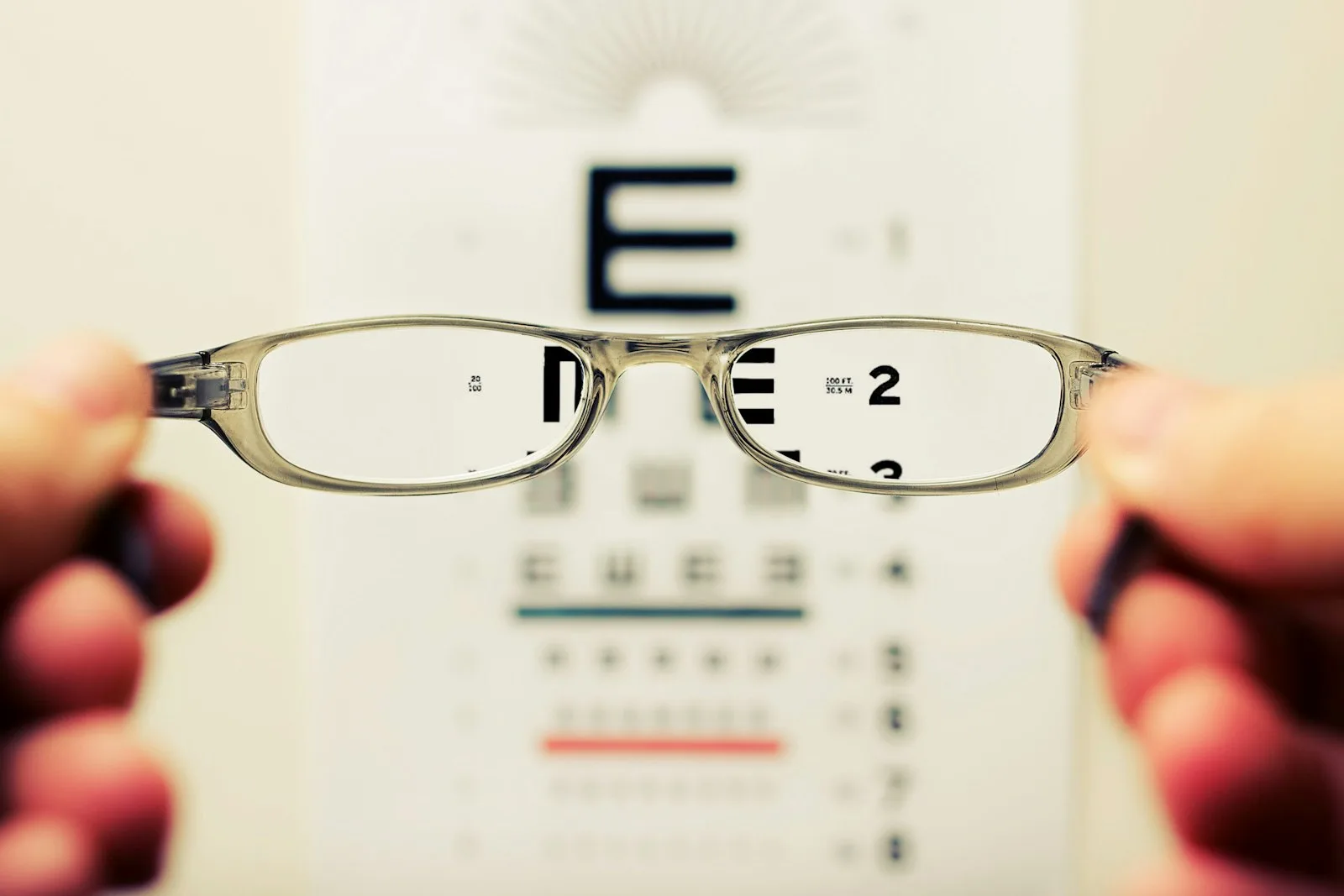 Échelle de mesure de l’acuité visuelle lors d’un examen de vue