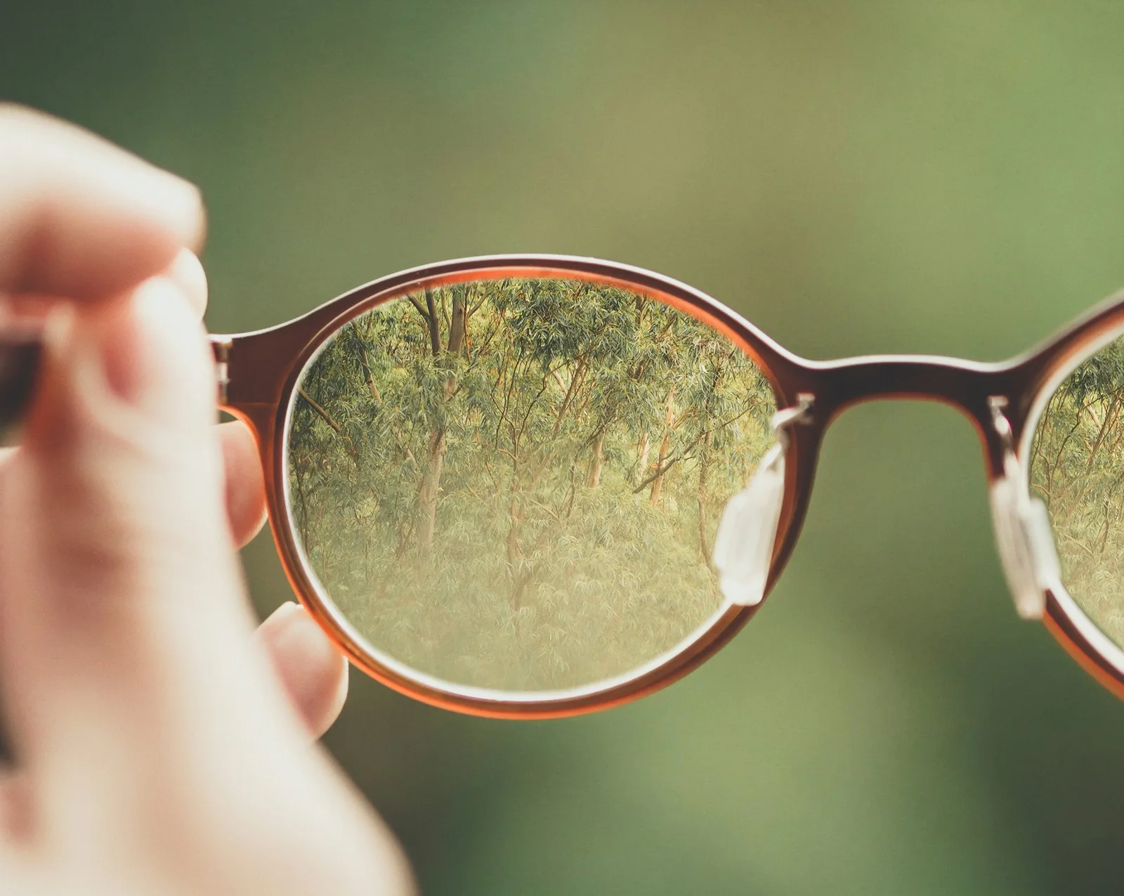 Lunettes correctrices et verres chez l’opticien